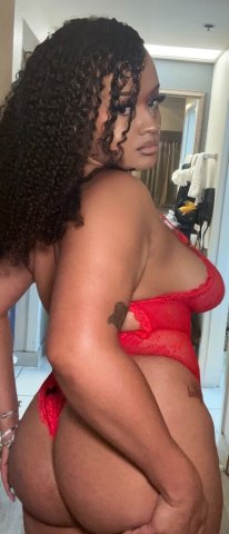 Atlanta Female Escort — Realistic Curvy Body Practice - 1