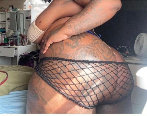 Good Pussy (28) — Abilene Female Escort, Incall or Outcall - 1