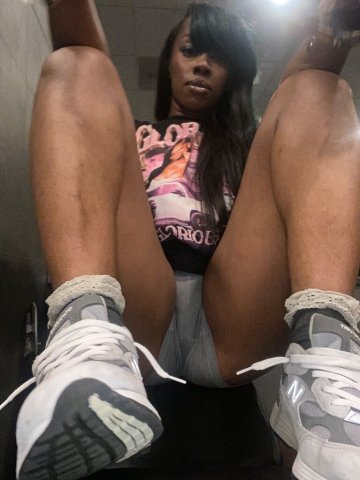 Baltimore Female Escort — Outcalls Only - 1