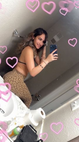 Houston Female Escort for Outcalls & Car Dates — Full Service - 1