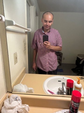 Tulsa Male Escort — In-call only, boyfriend experience, bare/raw or covered - 1