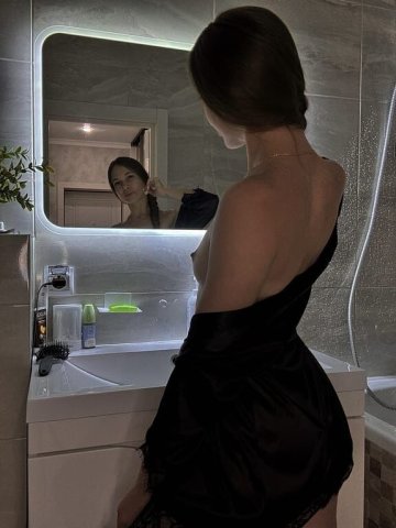 Farmington, New Mexico Petite Female Escort — Hot Gil (WhatsApp: 2134-4 58-4523) - 1