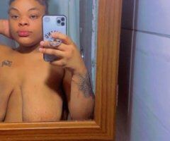 Milwaukee Mature Female Escort — In-call 3 Holes - Image 4