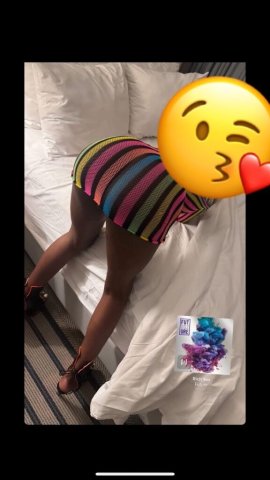 Klamath Falls Female Escort — FaceTime verification - 1