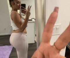 Dee here — Incall location - Image 2