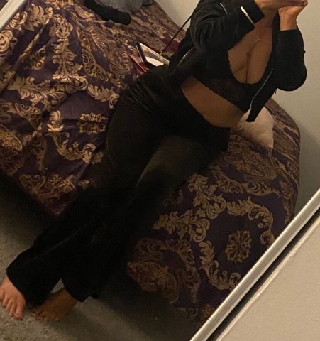 Hey Gentlemen — Essex, VT Adult Fun + OnlyFans - 1