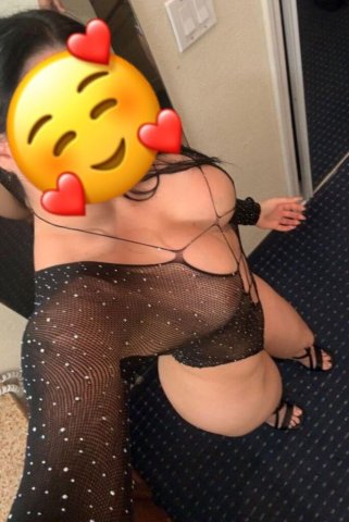 Winston-Salem Cute Girl — Skin-to-Skin Contact & Fun Time - 1