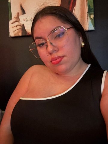 Myrtle Beach SC Sweet, Friendly Escort — Meet for Relaxed Conversation - 1