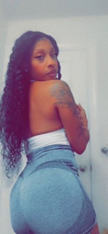 Augusta GA Mature Female Escort — Facetime or Video Calls - 1