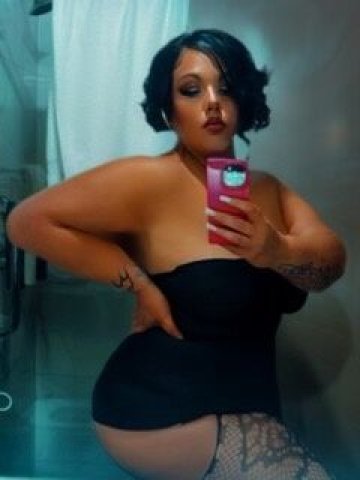 San Francisco Throat Goat Female Escort — Deep-Throat Focus & Sensual Massage - 1