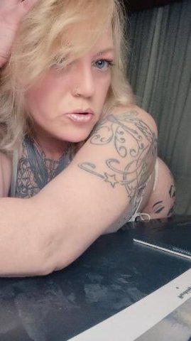 Incall Only Mature Companion in Annandale — Discreet & Clean - 1