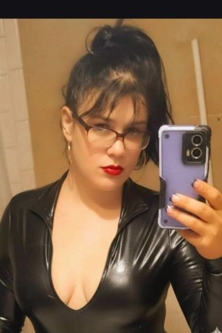 Dark-haired Sicilian escort — Pretty Sicilian girl (39) - 1