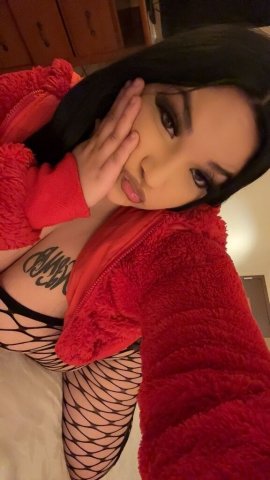 Reno Female Escort — Birthday Month Drink + Outcalls (21) - 1