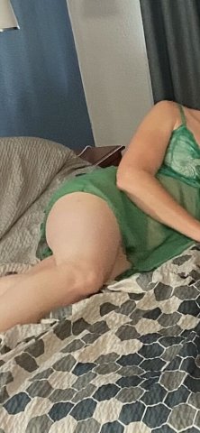 Nashville TN Petite Classy Escort — Flirty Southern Belle - 1