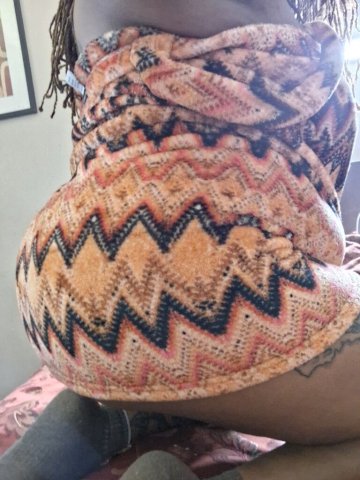 Detroit Female Escort — 2 Woman Specials: Monster Head, Satin & Juice Box (30) - 1