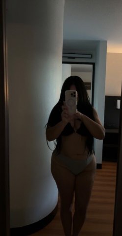 College Station Texas Female Escort — Amor y trato de novio - 1