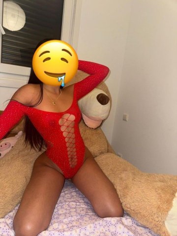 Bowling Green KY Latina Hot Female Escort — In-call - 1