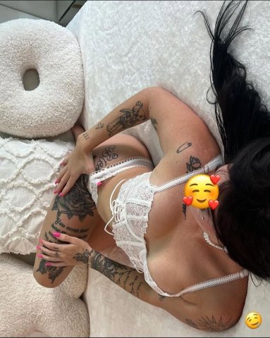 Julisa  Louisville KY Private Incall — Soft Touch & Teasing Conversation - 1