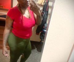 Rockford IL Female Escort — Hotel sessions, thick madame vibe - Image 10