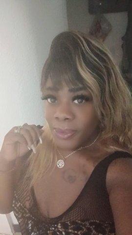 Dallas Female Escort — Sweet Chocolate Juicee Snack & Full Service - 1