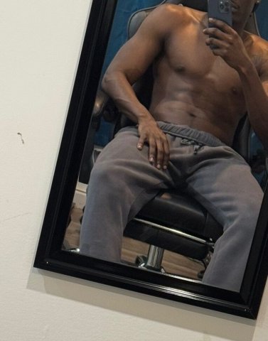 Bronx Male Escort — discreet females & couples, outcalls - 1