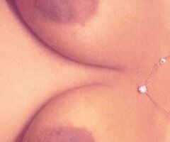 Chicago Female Escort — Downtown & Chicagoland Area - Image 2