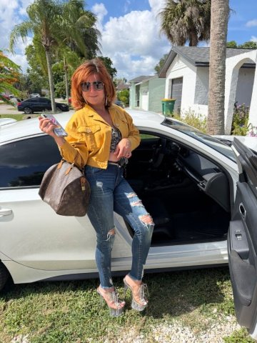 Trans Escort in Fort Myers, FL — text for a short Miami visit - 1