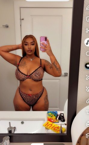 Palmetto Incall — $120 QV Contact via Twitter (premacreamaxxx) - 1