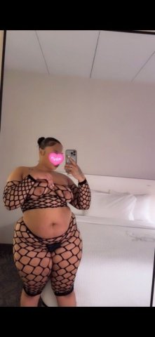 Star (Dominican) Busty Royal Treatment — Pretty Pink Pussy - 1