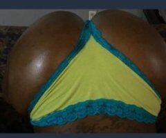 San Gabriel Valley Female Escort — Holiday-parties & gift-focused companionship - Image 2
