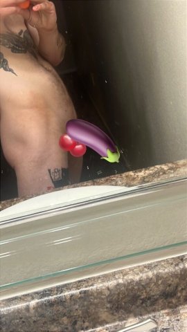 Tall, Skinny White Boy — 6'1, 180 lbs, 7.5 in - 1