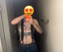Tall, Skinny White Boy — 6'1, 180 lbs, 7.5 in - Image 6