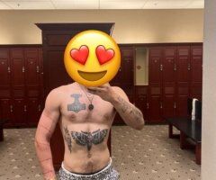 Tall, Skinny White Boy — 6'1, 180 lbs, 7.5 in - Image 8