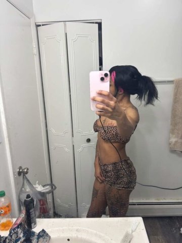 Chicago Female Escort — Incalls/Outcalls (NW Indiana & South Suburbs) - 1