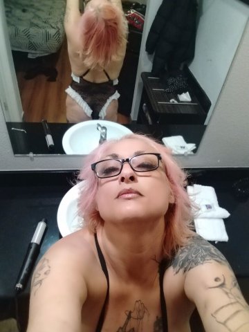 Fresno Independent Female Escort — Drama-Free Service - 1
