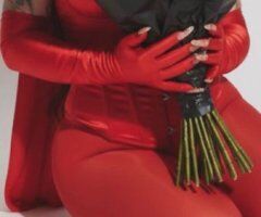 Ventura Throat Queen with Tight Grip — Facetime Verified - Image 7