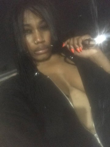 Certified Masseuse Escort (Party Favors) — Inland Empire - 1
