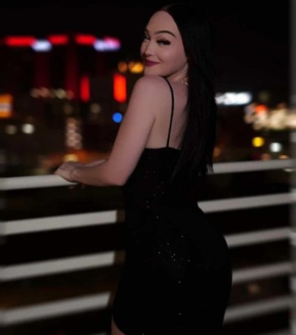 4’11” Petite Incall — San Jose Companion & Massage — Dreamy Socials Verified - 1