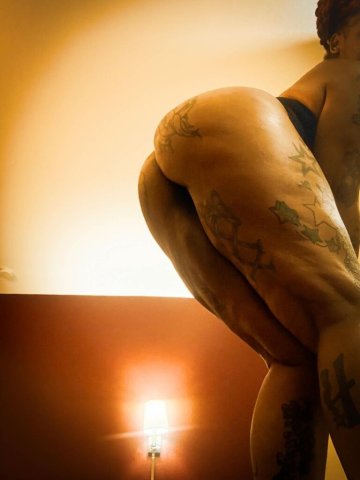 Kansas City Female Escort — The Starr (Text or Call) - 1