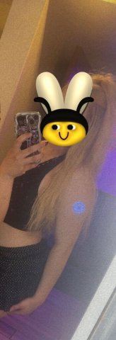 Pittsburgh Female Escort — Nuru Massage & Nude Mutual Touch (Outcall/CarDates) - 1