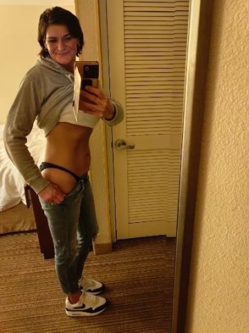 Carrie in Louisville KY — Incall & Outcall Full Body Sensual Rub Downs (Half Hour/Hour) - 1