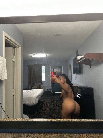 Memphis Female Escort — Chocolate Drop Vibes, Slim/Thick - 1