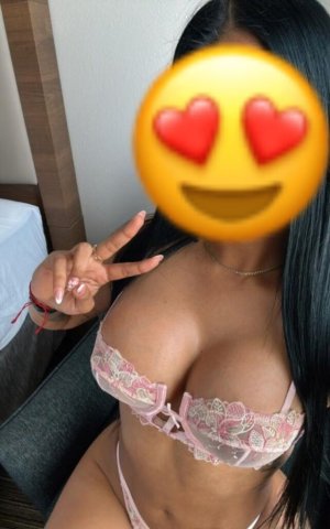 Indianapolis Female Escort — Hot, Slow, Sensual Touch - 1