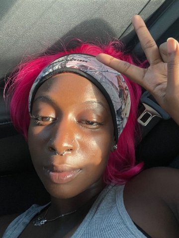 Hennessy — Female In-Call Escort in Beaumont, Texas - 1