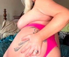 Fayetteville AR VIP Vibes — Mature 40-Year-Old Female Escort (GFE, In-Call/Out-Call) - Image 5