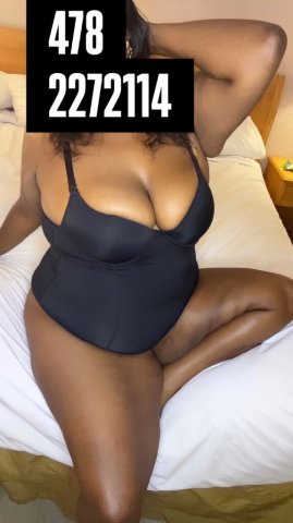 Tucson 33+ Female Escort — FaceTime + nude photo sessions - 1