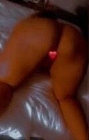 Louisville Female Escort — In-call & out-call, FT play, OF content - 1