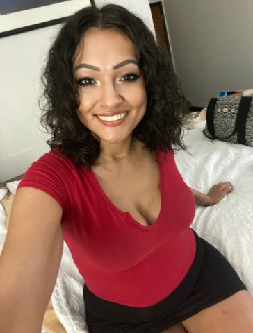 Kaelani — Minneapolis/St. Paul Car Dates - 1