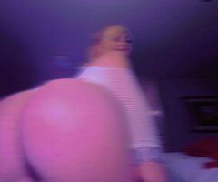 Redding escorts - Redding Petite Big Booty White Girl Escort — In & Out