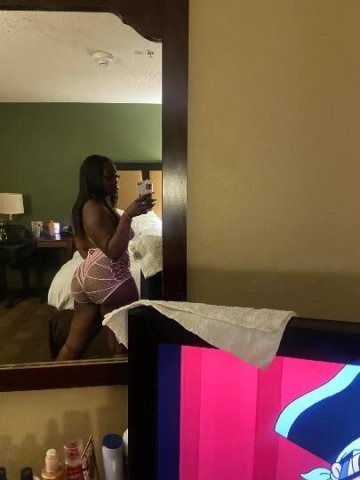 Racine WI Outcall Female Escort — Safe Play, No Bare Services - 1